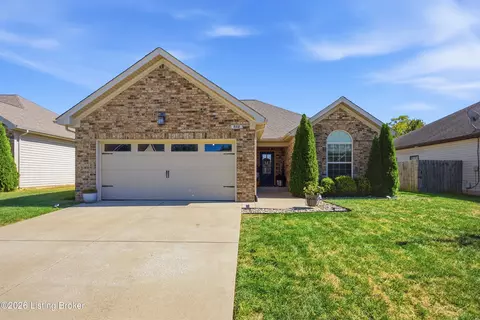 312 Bridlewood Ave, Shelbyville, KY 40065