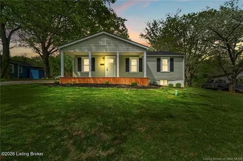Exterior - 840 E Walnut St, Corydon, IN 47112 photo 4 of 4