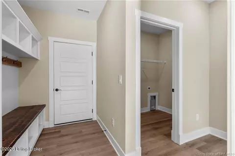 Entry Way - 7014 Dylan Cir, Georgetown, IN 47122 photo 5 of 9