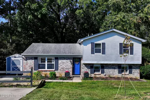 7510 E Orchard Grass Blvd, Crestwood, KY 40014