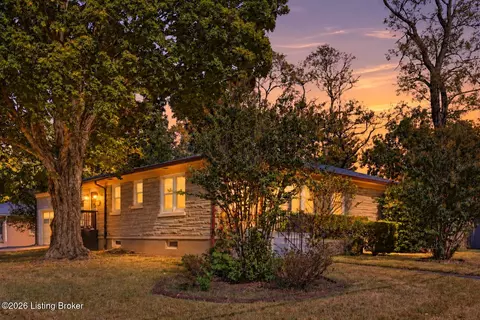 3129 Hewitt Ave, Houston Acres, KY 40220