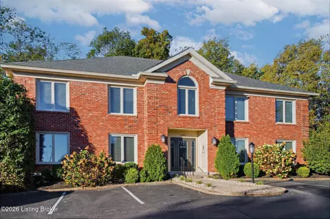 4001 Stoneview Dr UNIT 2, Louisville, KY 40207