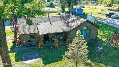 9804 Keys Ferry Rd, Louisville, KY 40118
