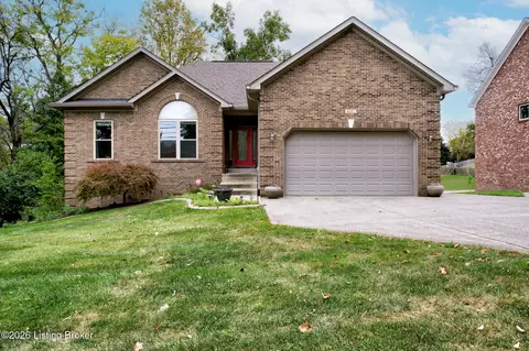 8602 Hudson Ln, Louisville, KY 40291
