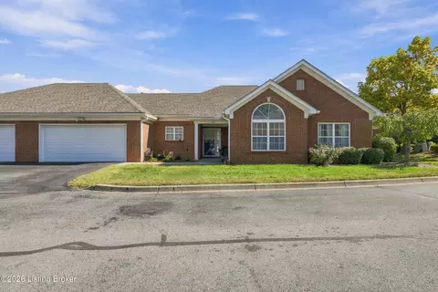 6505 Park Club Cir, Louisville, KY 40229