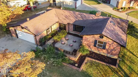 1532 Dawn Dr, Louisville, KY 40216