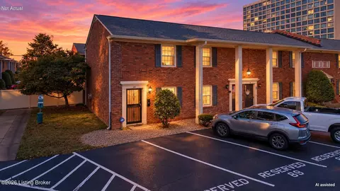 1926 Goldsmith Ln UNIT 89, Louisville, KY 40218