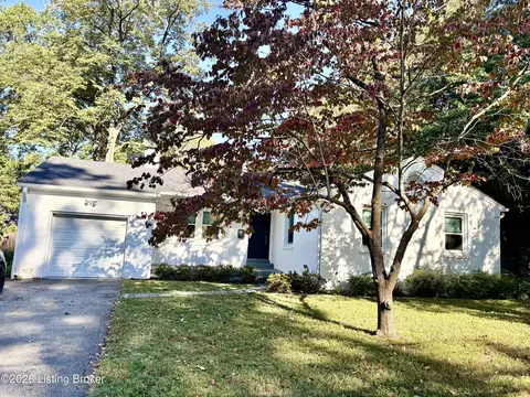 8503 Whipps Mill Rd, Lyndon, KY 40222