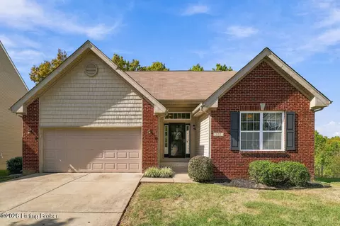 322 Rockcrest View Ct, Louisville, KY 40245