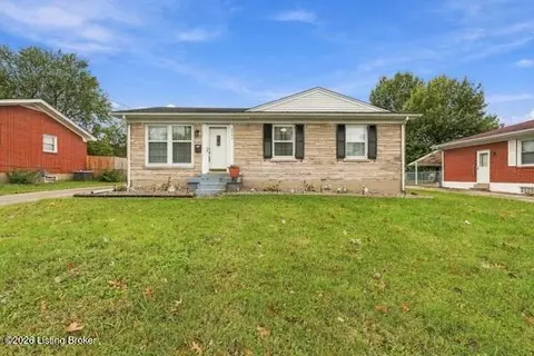 5302 Woodhill Ln, Louisville, KY 40219