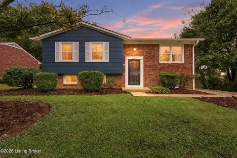 12302 Brightfield Dr, Louisville, KY 40243