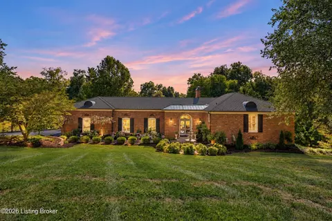 5812 Aura Rd, Louisville, KY 40222