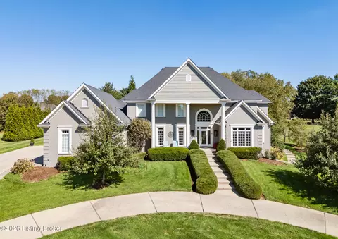 12039 Hunting Crest Dr, Prospect, KY 40059