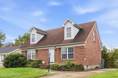 3112 Pine Trace Ct, Louisville, KY 40272