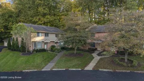 5529 Forest Lake Dr, Prospect, KY 40059