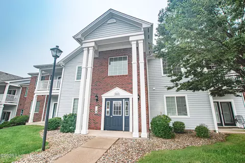 2605 Bradford Commons Dr #204, Louisville, KY 40299