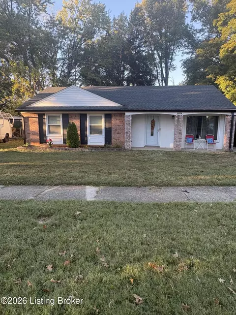 9814 Farnham Dr, Louisville, KY 40223