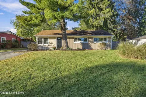 1716 Brentmoor Ln, Louisville, KY 40223