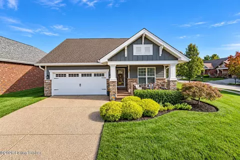 11218 Hammond Dr, Louisville, KY 40241