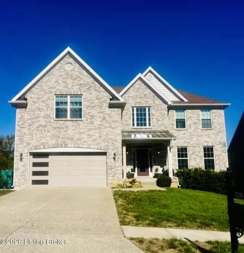7218 Black Walnut Cir, Louisville, KY 40229