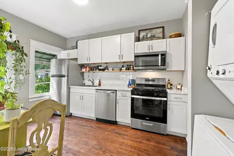 2910 Garfield Ave, Louisville, KY 40212