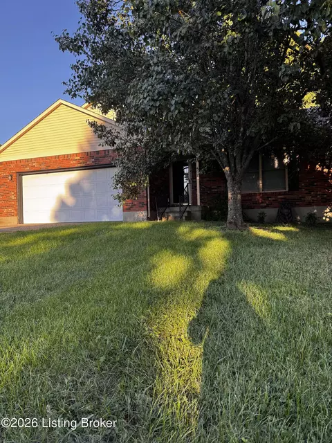 407 Garden Ct, Simpsonville, KY 40067
