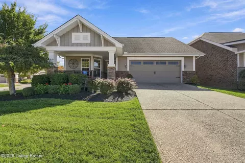 11201 Hammond Dr, Louisville, KY 40241