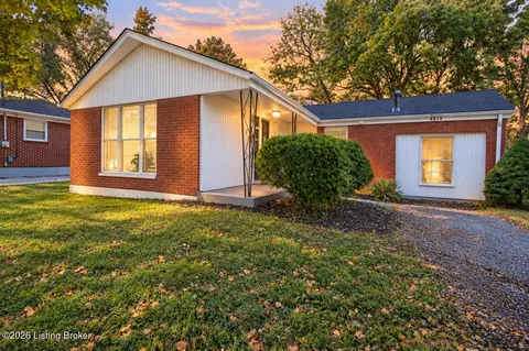 4816 Imperial Ter, Louisville, KY 40216