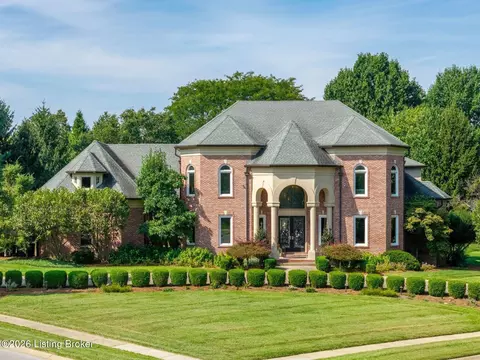 213 Mockingbird Gardens Dr, Louisville, KY 40207