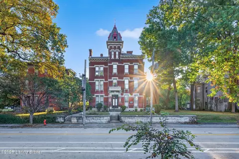 1135 S 1st St #9, Louisville, KY 40203