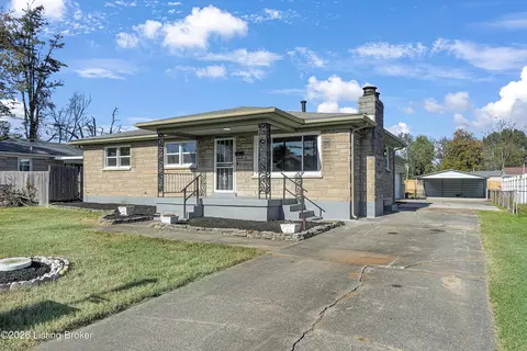 3224 Teakwood Cir, Louisville, KY 40216