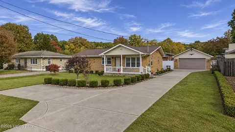 6907 Manslick Rd, Louisville, KY 40214
