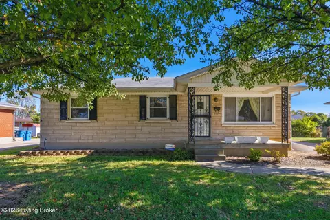 6109 Mount Everest Dr, Louisville, KY 40216