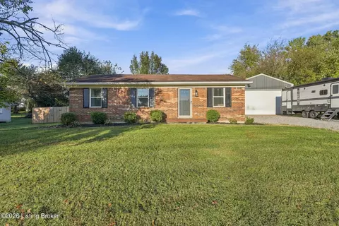 741 Ardmore Ln, Shelbyville, KY 40065