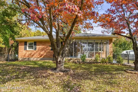 369 Jackie Way, Shepherdsville, KY 40165