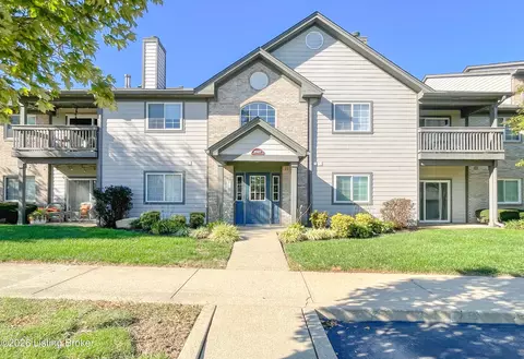 10401 Trotters Pointe Dr #204, Louisville, KY 40241