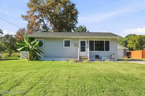 9244 Chenault Rd, Louisville, KY 40272