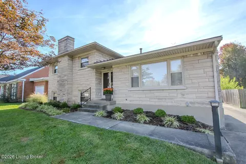 2208 Landan Dr, Louisville, KY 40218