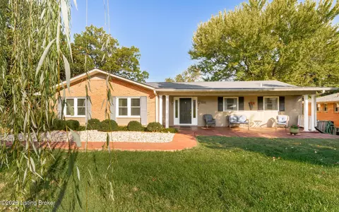 730 Fairhill Dr, Louisville, KY 40207
