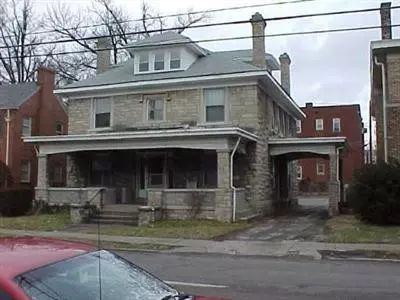 255 E Maxwell St, Lexington, KY 40504 photo 1