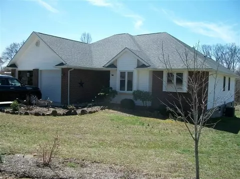 2425 Level Green Rd, Corbin, KY 40701 photo 1