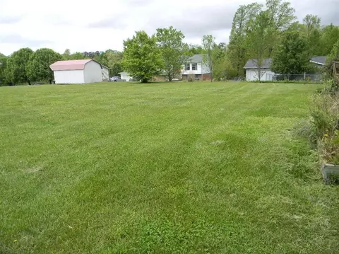 95 Carnation, Corbin, KY 40702 photo 2