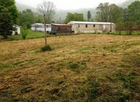 28 John St, Williamsburg, KY 40769 photo 2