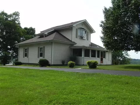 215 Hatfield St, Corbin, KY 40701 photo 2