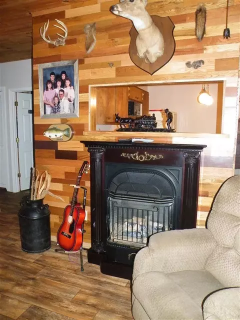 143 Lower Calloway Loop, Mount Vernon, KY 40456 photo 3