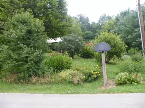 143 Lower Calloway Loop, Mount Vernon, KY 40456 photo 5