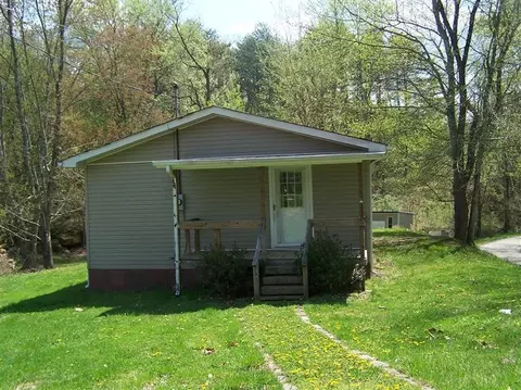 355 Drummond Ln, Gray, KY 40734 photo 2