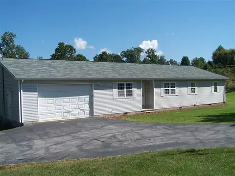 175 W Hinkle St, Corbin, KY 40701 photo 1