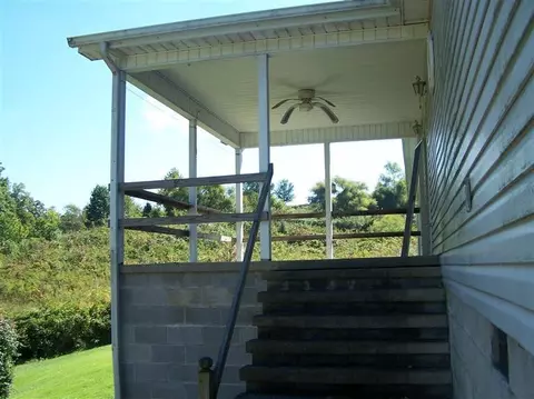 175 W Hinkle St, Corbin, KY 40701 photo 6