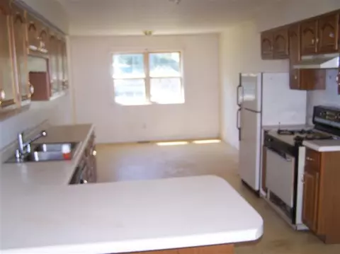 175 W Hinkle St, Corbin, KY 40701 photo 8